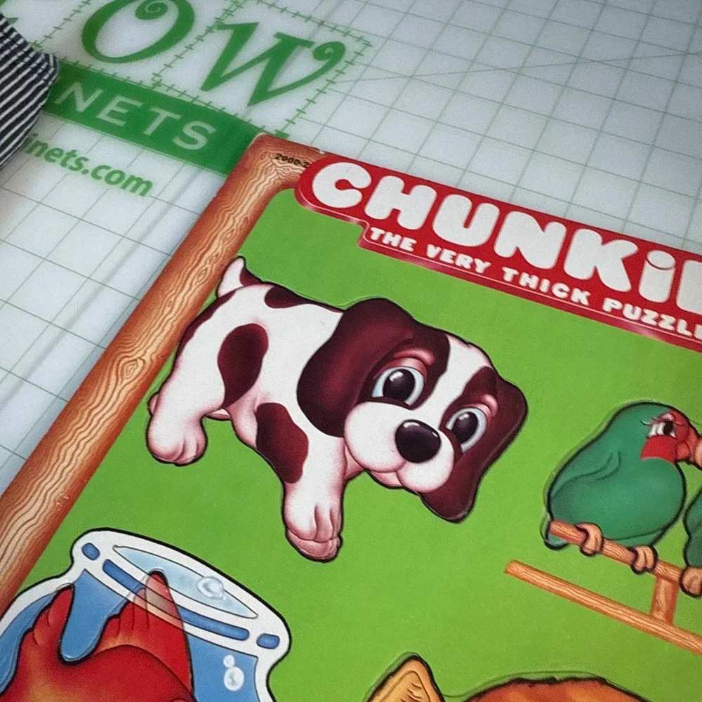 Vintage 80s Chinkies thick board animal pet puzzle 1984 learning toddler toy